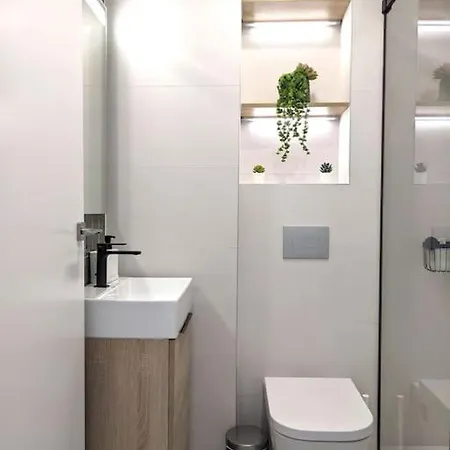 Apartament Fira 9 A 1min Del Metro Y Centro 15min
