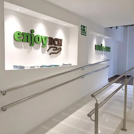Fira 9 A 1min Del Metro Y Centro 15min Apartment