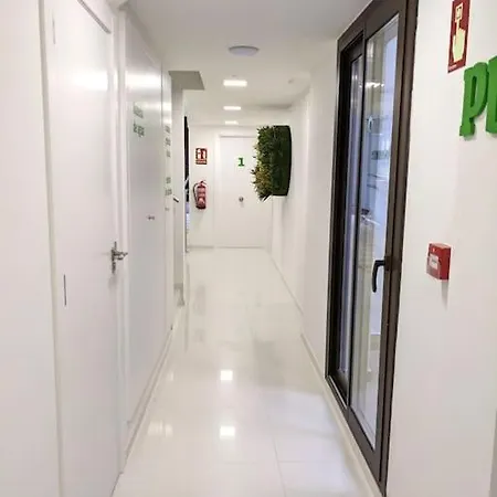 Apartment Fira 9 A 1min Del Metro Y Centro 15min L'Hospitalet de Llobregat